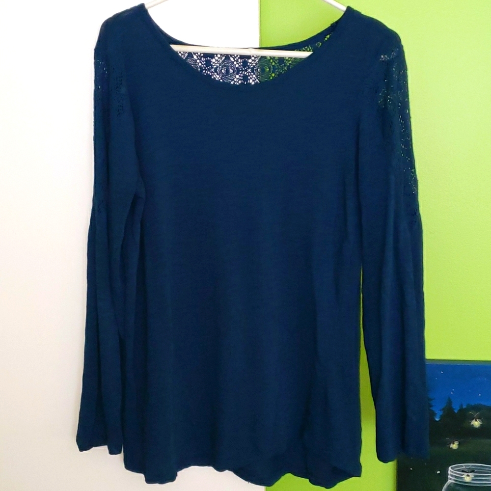 Long sleeve t-shirt with lace detail